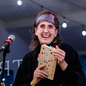 Meet your Posher, Jules